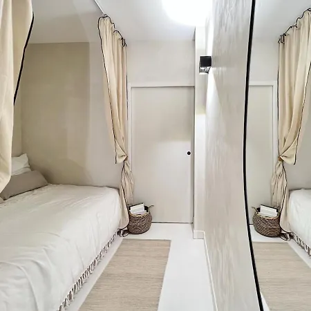 Superb Apartment Palais Royal Louvre Museum Free Netflix-2